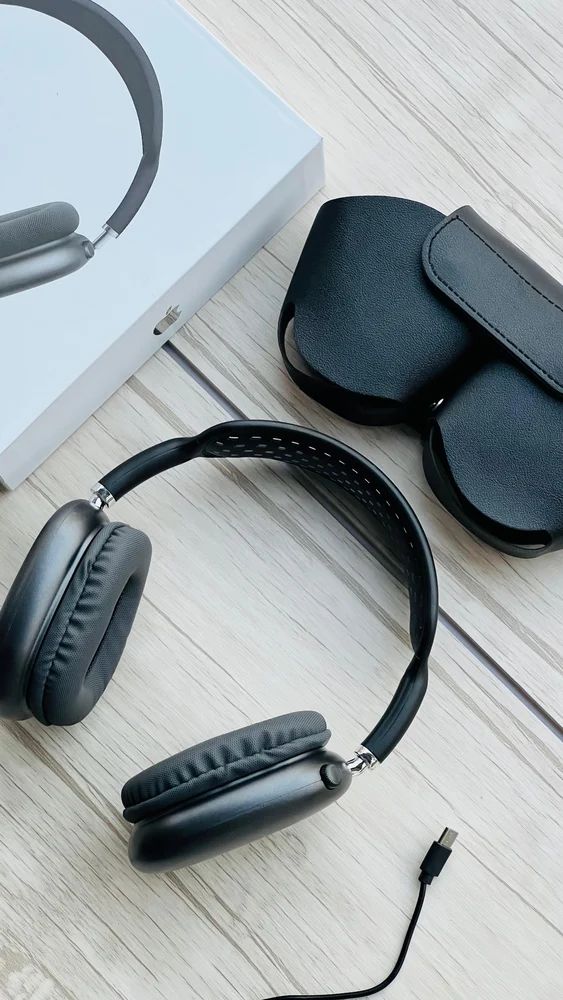 AirPods Pro Max (Black Edition)